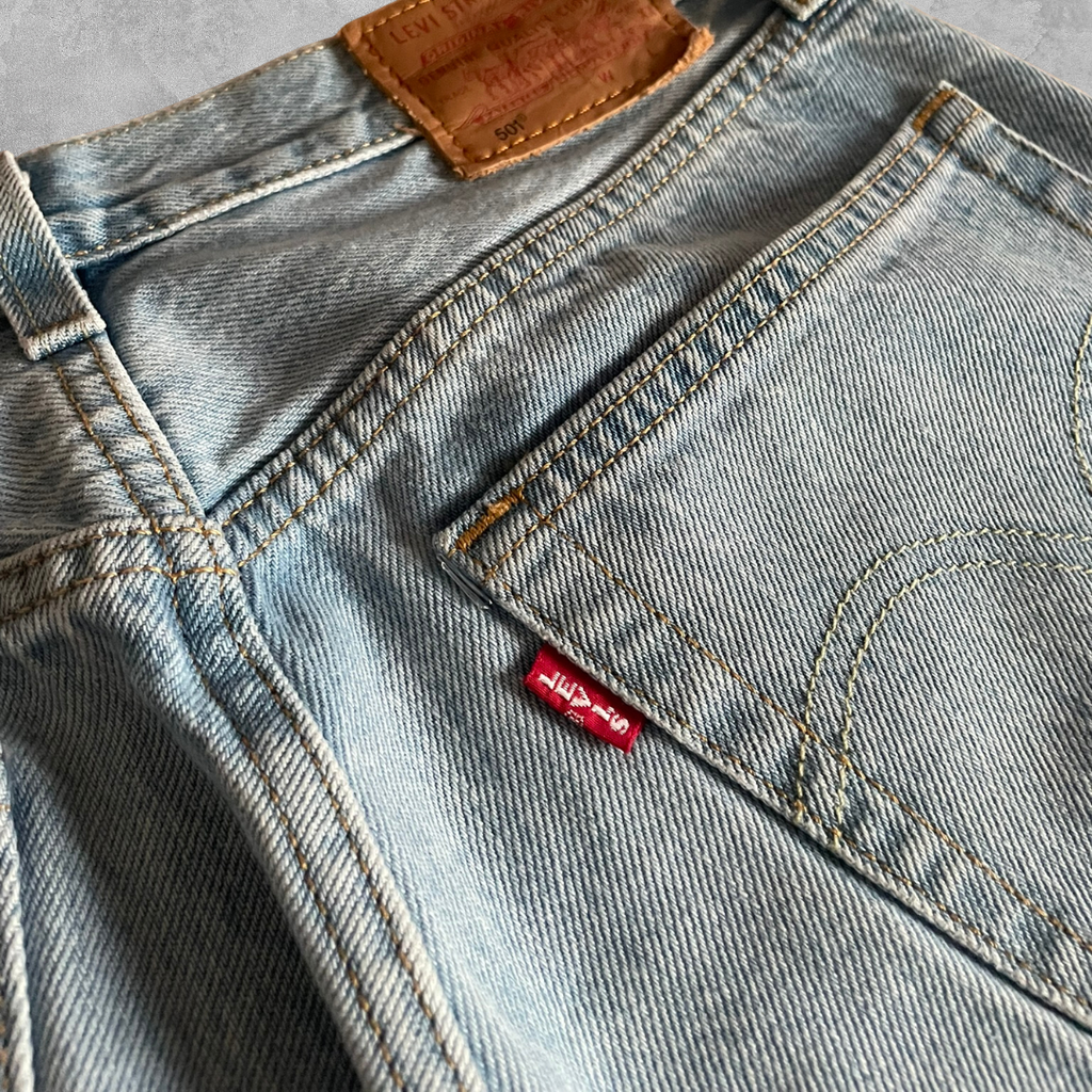 Levi's 501 Vintage Denim – Light Wash
